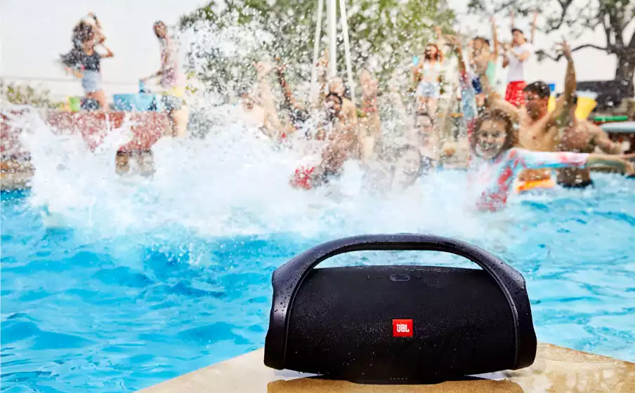 Loa JBL Boombox