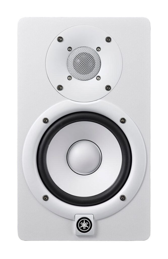 Thiết kế của loa Yamaha HS5I Thiết kế của loa Yamaha HS5I