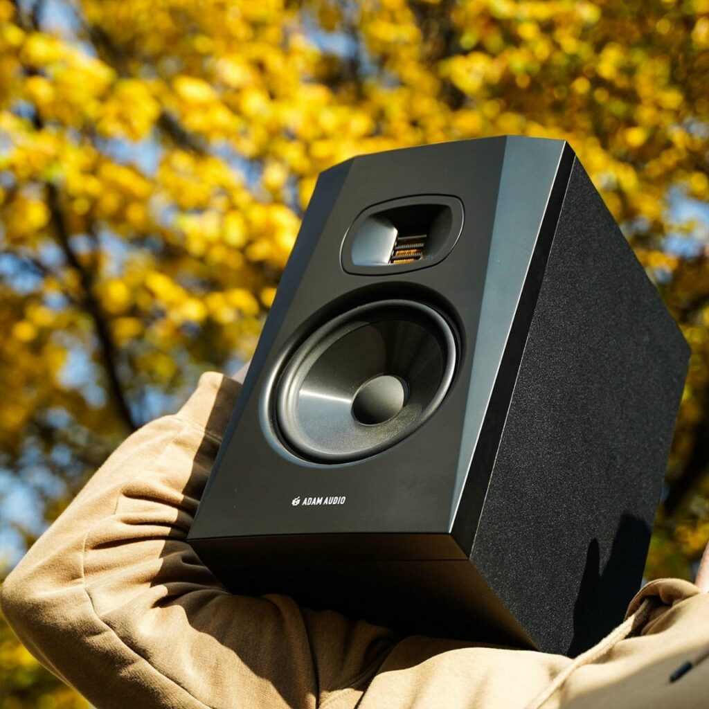 Đánh giá Loa Monitor Adam Audio T8V Đánh giá Loa Monitor Adam Audio T8V