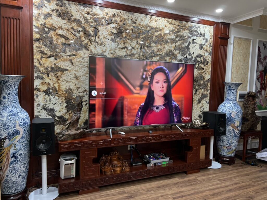 Thiết kế của Loa Monitor Adam Audio T8V Thiết kế của Loa Monitor Adam Audio T8V