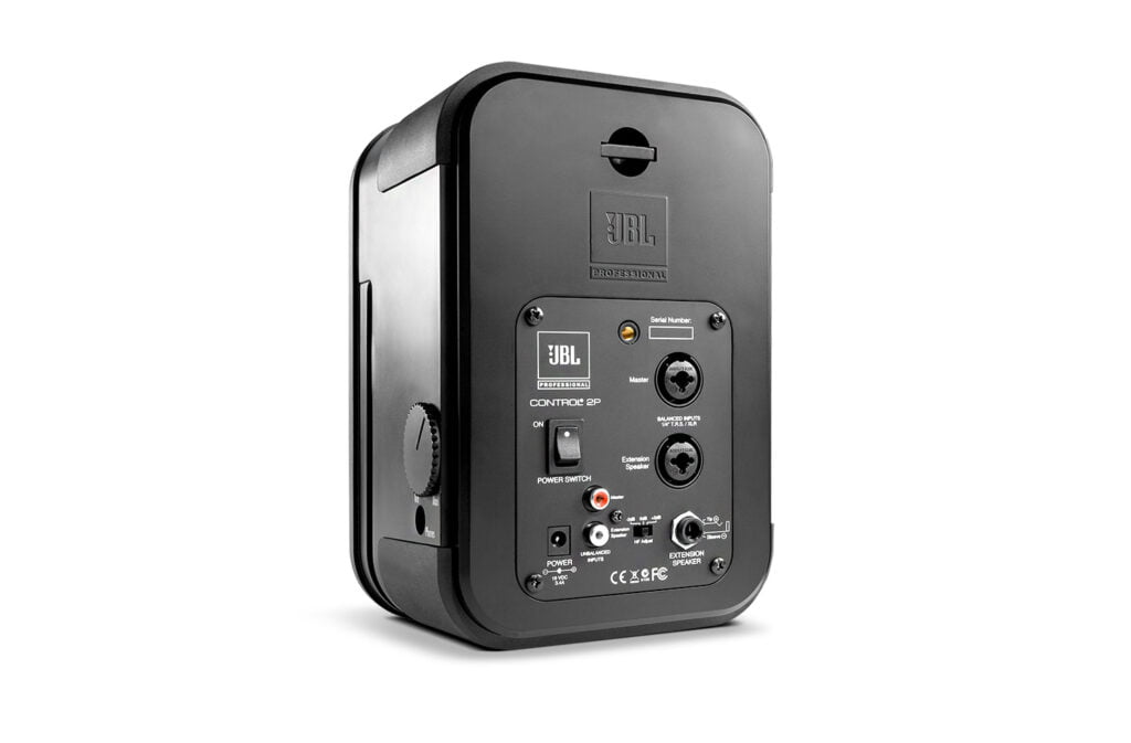 Tổng quan về loa JBL Control 2P