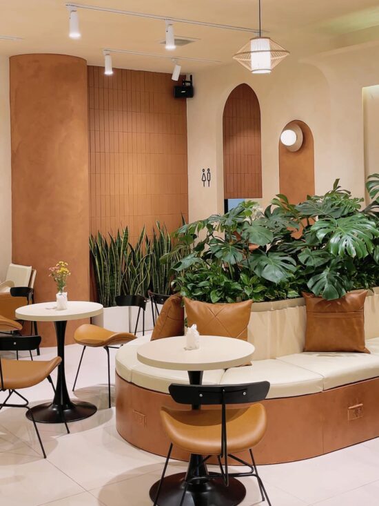 Bạn có thể liên hệ với chúng tôi chuyên sửa loa tại Hà Nội đặc biệt cho các quán cafe, hỗ trợ bảo hành loa sau khi sửa.