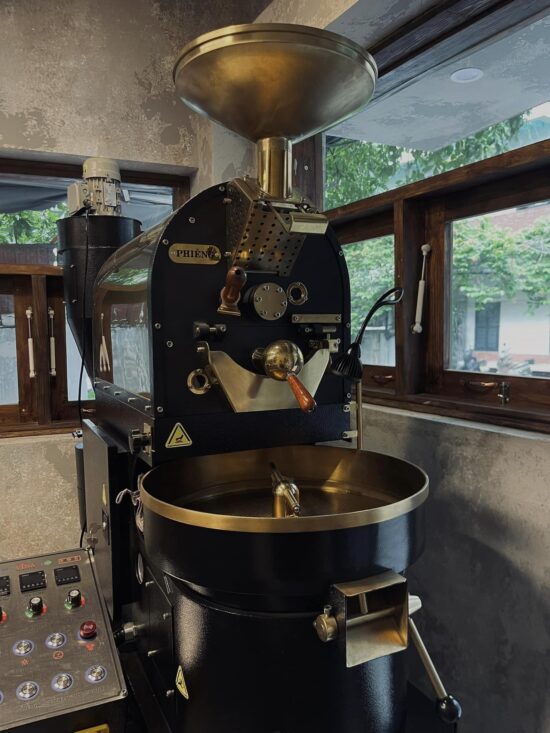 Tại sao nên lựa chọn trọn gói âm thanh phân vùng cho quán cafe