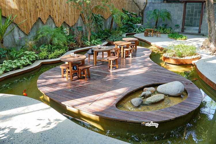 Lắp đặt bộ loa JBL Control 88M cho quán cà phê sân vườn