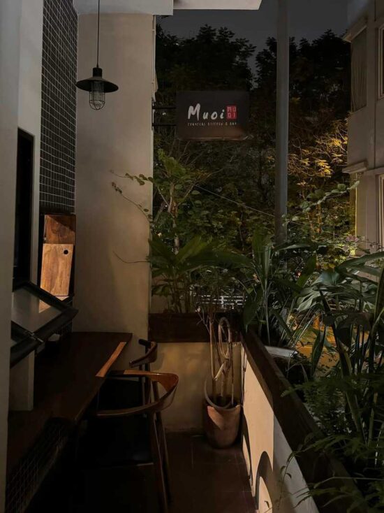 Muối Charcoal Kitchen & Bar 11 muoi charcoal kitchen bar 11