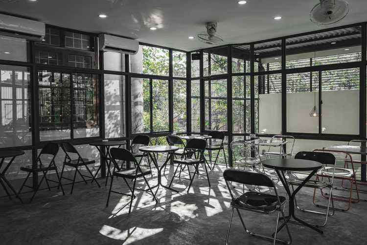 Cách lắp đặt hệ thống âm thanh đơn giản cho quán cà phê đem lại bùng nổ hiệu quả kinh doanh 