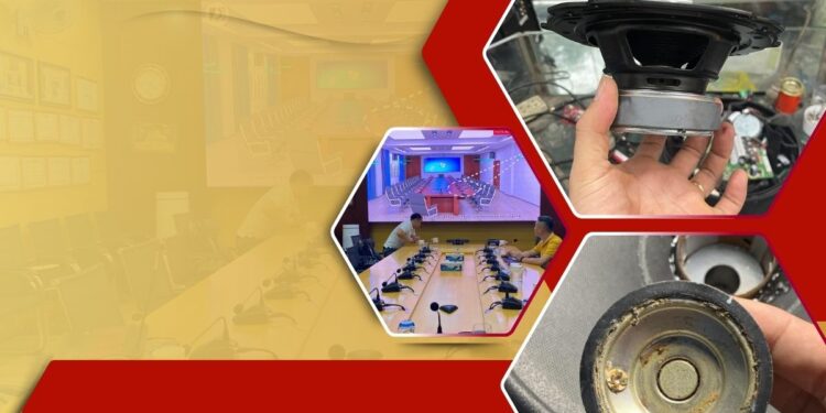 Dây kết nối âm thanh phòng họp bị đứt hoặc lỏng – lỗi nhưng ảnh hưởng lớn! Kết nối chắc chắn – Âm thanh liền mạch!