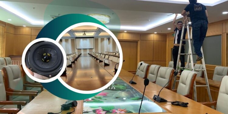 Micro phòng họp bị rè – Loại bỏ tiếng rè, tiếng nói rõ ràng nâng tầm chuyên nghiệp! Dịch vụ sửa chữa & xử lý micro rè tại Âm Thanh Hay!
